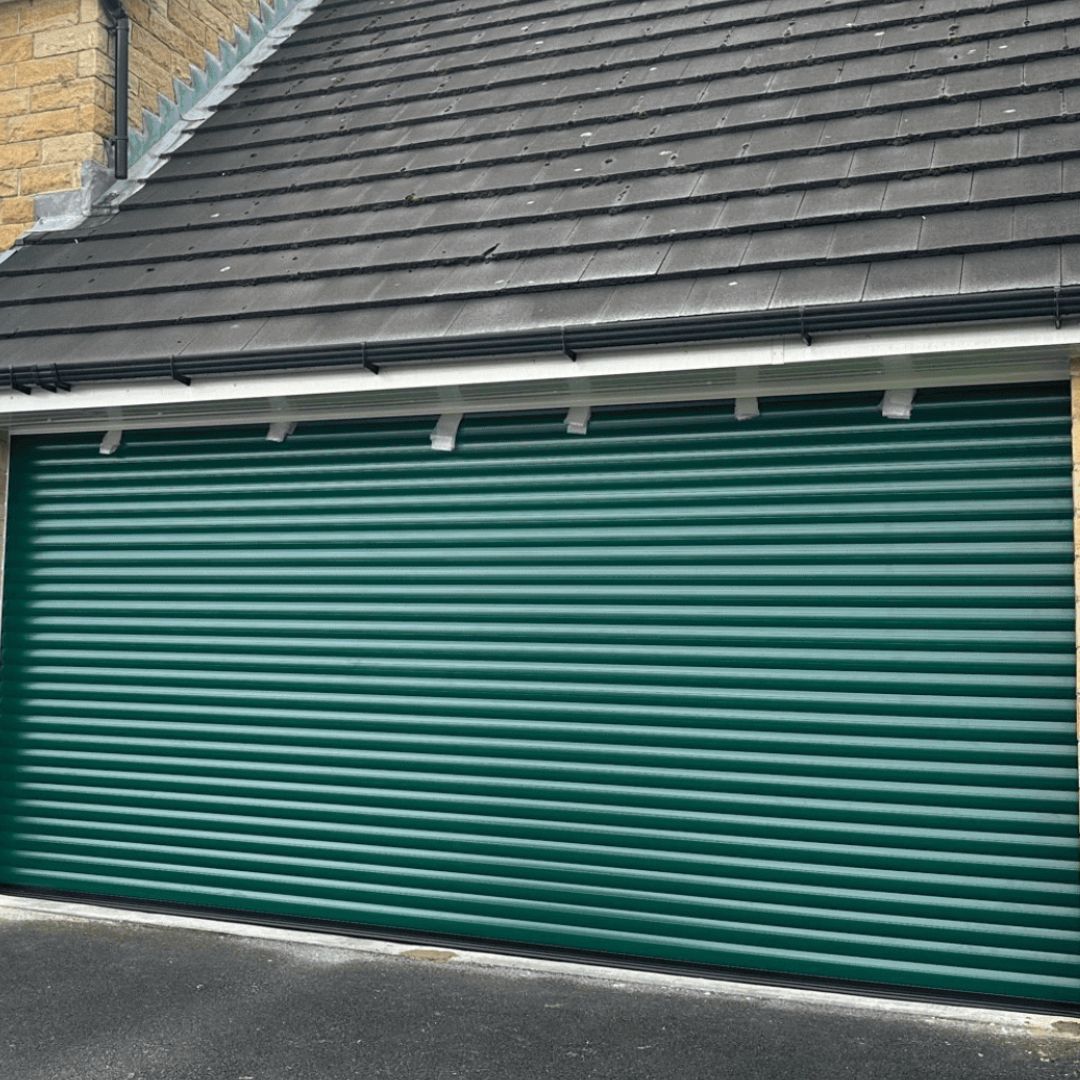 Garolla green garage door colour