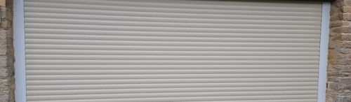 Garolla cream garage door